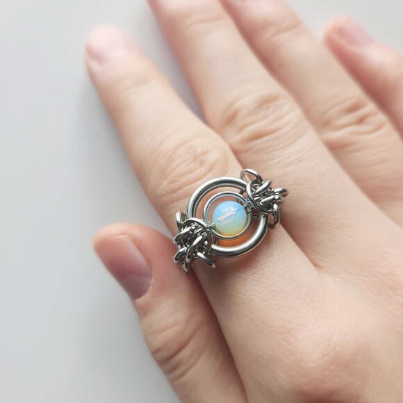 Opalite big silver medieval elf chainmail chain-link ring ✦ size 9 ✦ - Picture 2 of 9